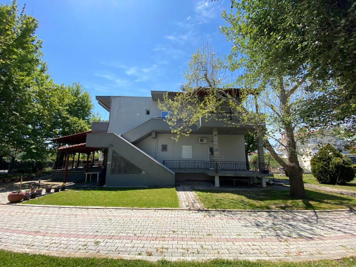 Villa Maria Ofrinion Bagian luar foto