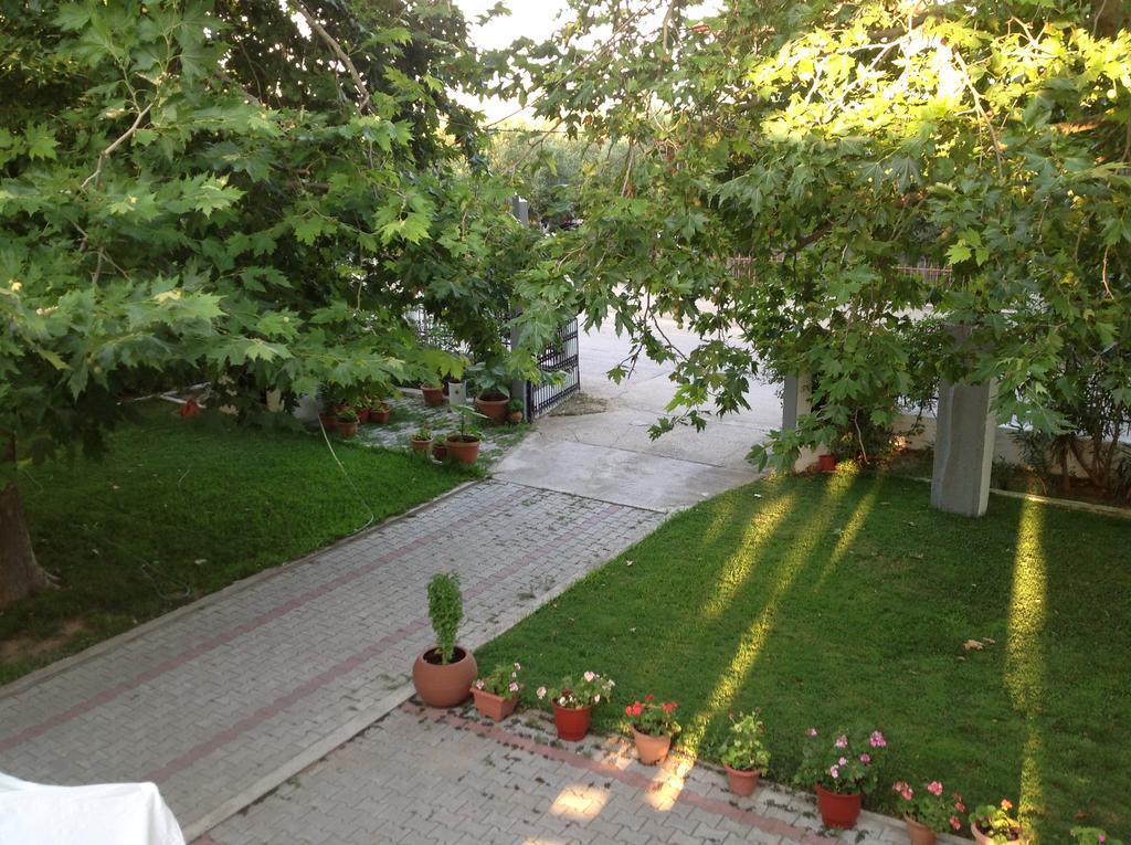 Villa Maria Ofrinion Bagian luar foto